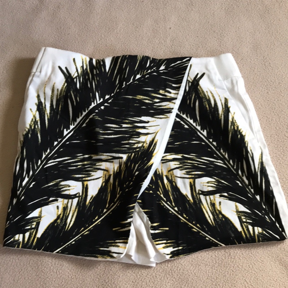 I•N•C women’s skorts